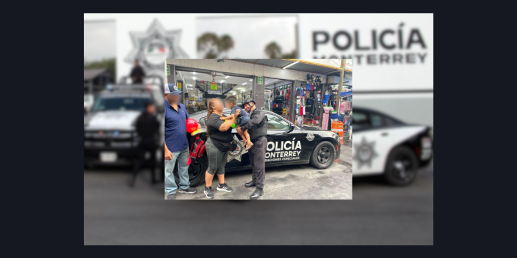 Policía De Monterrey Encuentra A Niño Extraviado