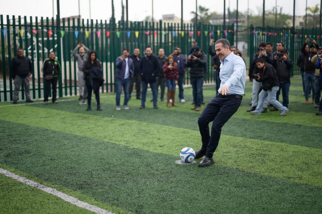 parques renovados - PUNTO DE ENCUENTRO parques-renovados-mantenimiento-y-rehabilitación-espacios-deportivos-comunidad-Monterrey