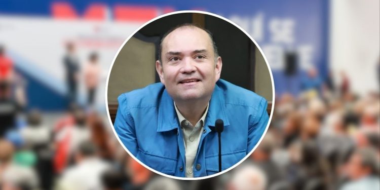 RAFAEL-RAMOS-KARINA-BARRÓN-MONTERREY-DESARROLLO-HUMANO